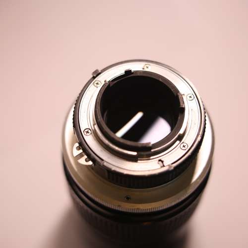 Nikon Nikkor 180mm f2.8