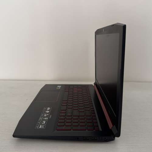 （已售）Acer nitro 5 電競筆電，256gb ssd+1tb hdd）Acer電競遊戲本