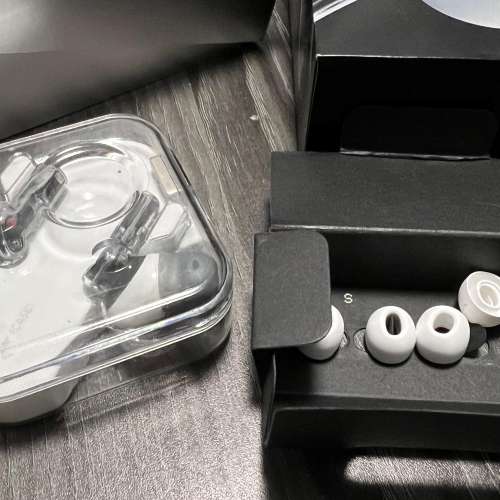 年尾執屋 - nothing ear (1) 耳機