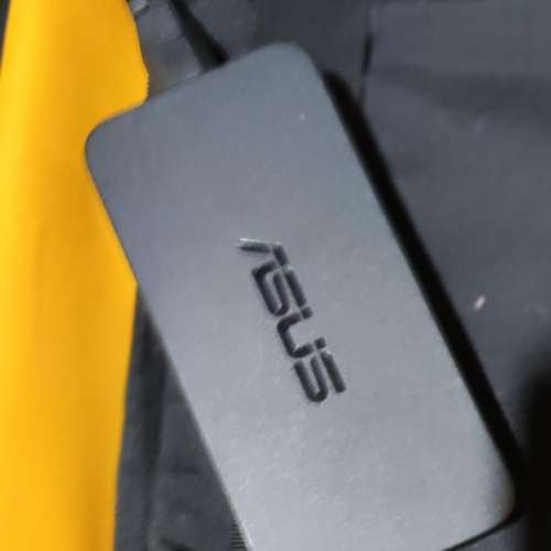 Asus vivobook pro 15.6 吋  n580  i7-7700 16g ram  120g ssd + 1tb HDD