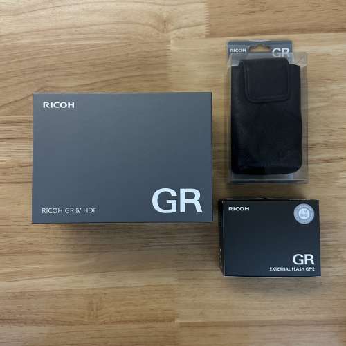 全新 Ricoh GR IV HDF (GR4代) + GF2 閃燈 + GC12 皮套