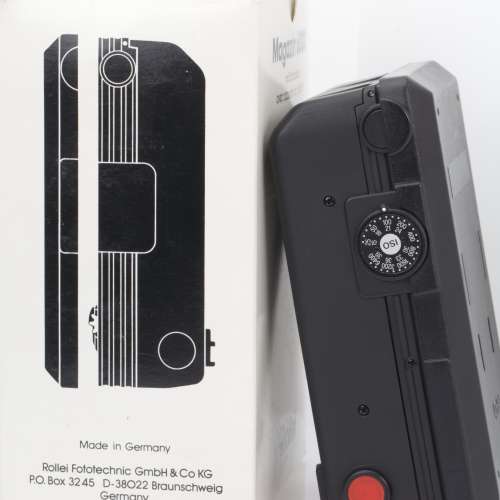 Mint in box Rolleiflex 6008 之 6x6 後背【220】Back Yellow Label 一次裝片可影2...
