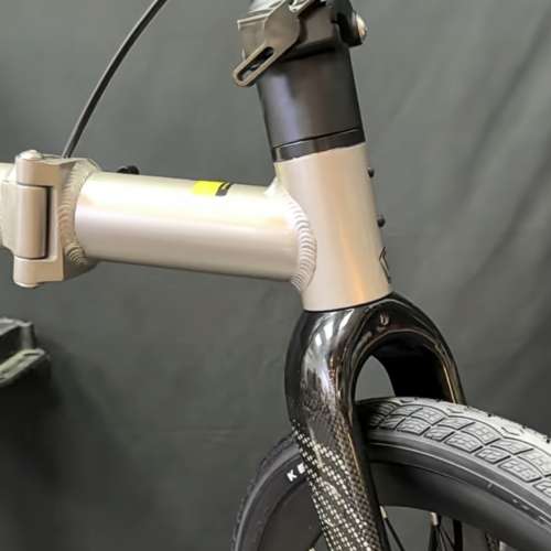 優惠價 (飛輪40T) 2026 JAVA NEO 12速電變 油剎桶軸 碳叉 20吋406 鋁合金折叠車 （...