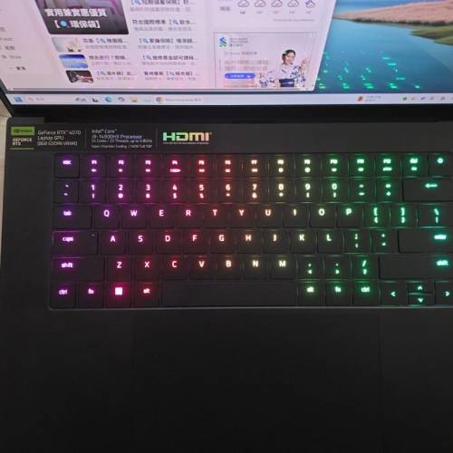 Razer Blade 16 i9 14900HX RTX4070 2K OLED