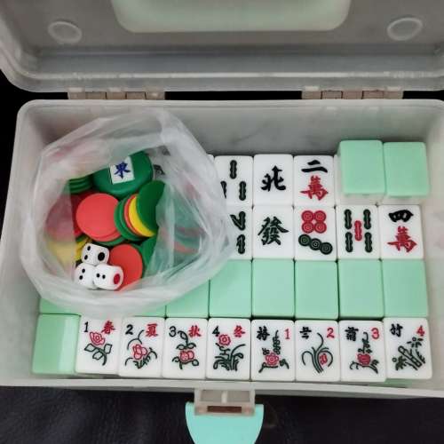 八分靚麻雀打牌新年發財遊戲連盒Lunar new year mahjong game good quality with box