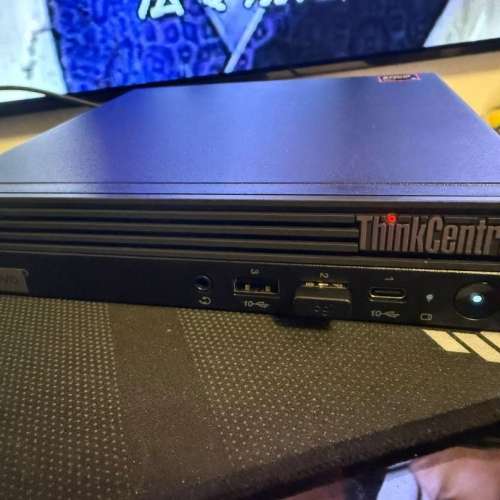 ThinkCentre M75q Gen 5 Tiny AMD Ryzen 3 PRO 8300GE - 32gb RAM - 1 TB SSD 超迷...