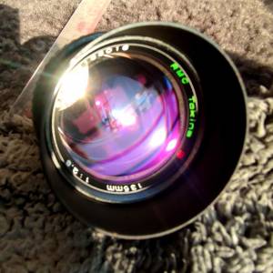 135 2.8 小巧單反相機大光圈長鏡F2.8全開就不錯，色彩佳