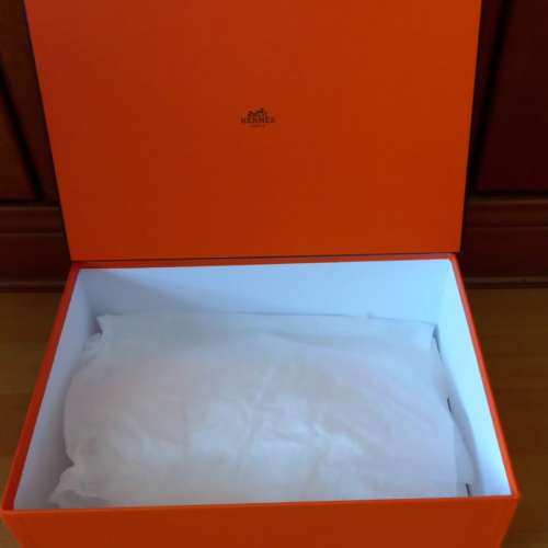 Louis Vuitton (LV) box 路易威登盒 $200/box