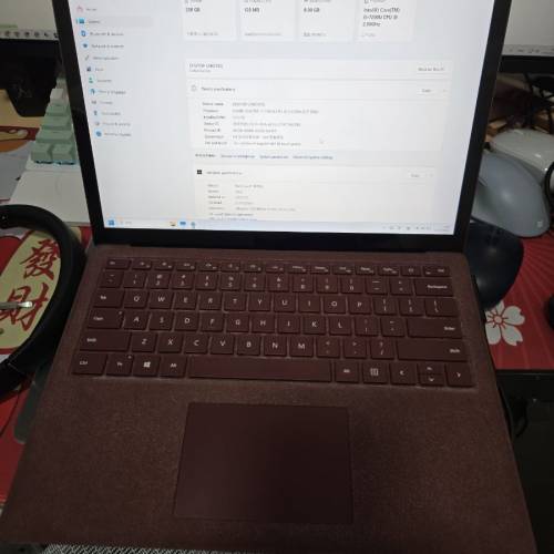 surface laptop - i5-7200u，touch monitor， 壞電池，