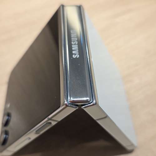 SAMSUNG FLIP 5 香港行貨 8+256 全新一樣
