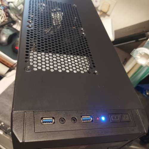 屯門良景輕鐵站交收 即買即用 Intel&reg; Core&trade; i5 電腦一部 Windows 11 系統