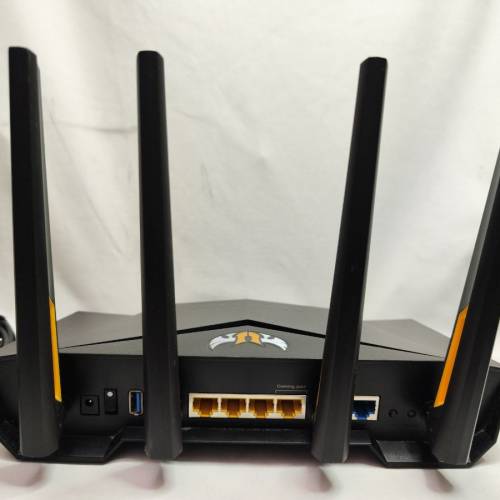 ASUS AX3000 雙頻 WiFi 6 (802.11ax) 軍規電競路由器
TUF Gaming AX3000