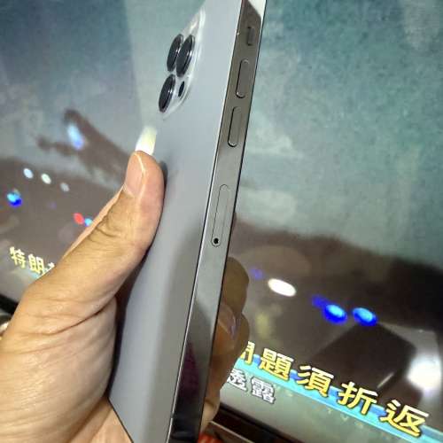 iPhone 13pro 256gb,港行極新，電池健康度88，所有功能正常！任試！