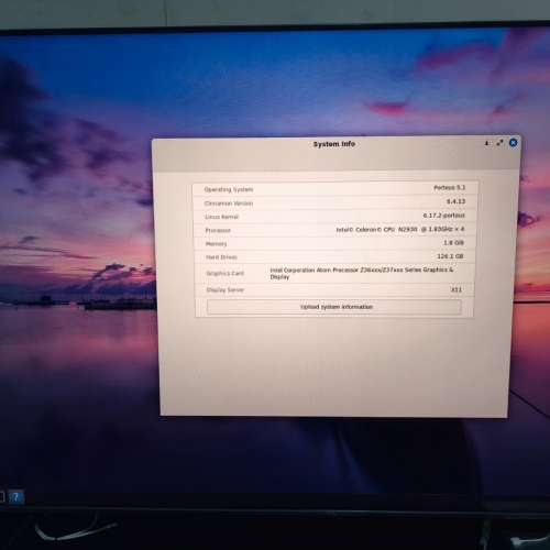 Zotac 小電腦，型號 ZBOX-CI320NANO， 可以裝 Windows