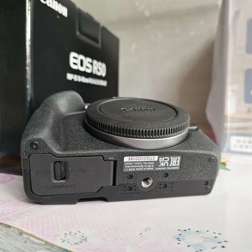 canon r50 Body