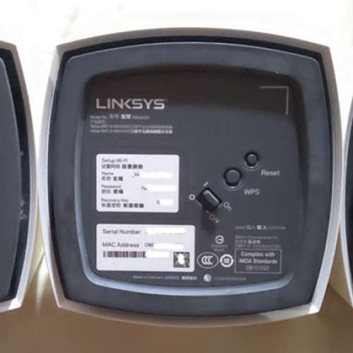 LINKSYS MX4200 WIFI 6 三隻, 共售680, 其中一隻的一面變黃