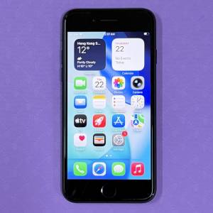 Apple iPhone SE3 (Gen 3 第三代) 64GB Mid-night Black Color Upgraded to iOS26