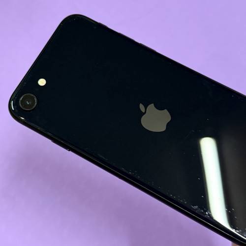 Apple iPhone SE3 (Gen 3 第三代) 64GB Mid-night Black Color Upgraded to iOS26