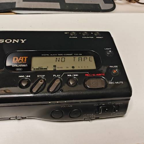 Sony TCD-D8 DAT Walkman