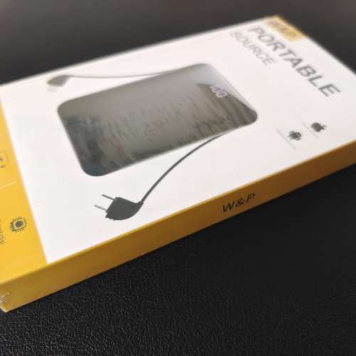 全新未開封 W&P Wellpower 便攜式 充電寶 尿袋 10000mAh 自帶雙線 1 x Type-C + 1 ...