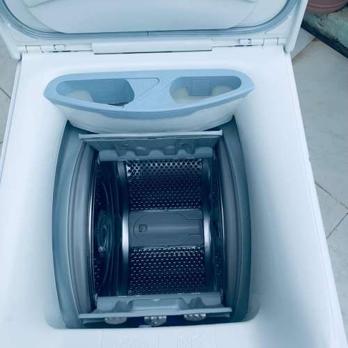 洗衣機 金章牌 上置式 (6kg, 1000轉/分鐘) ZWY61005SA 窄身款 二手電器 貨到付款