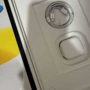 全新apple原廠充電器一套！