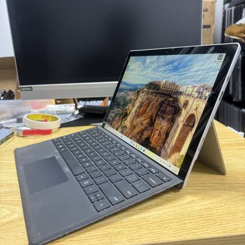 [平板] Microsoft Surface Pro 5 (Core i5 / 原裝鍵盤 / 12.3" Touch / Win 11 / ...