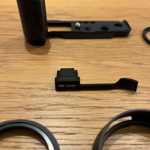 富士 Fujifilm X100 配件，H&Y 磁吸filter set 連hood，JJC 手指柄，L 型快坼Hand ...