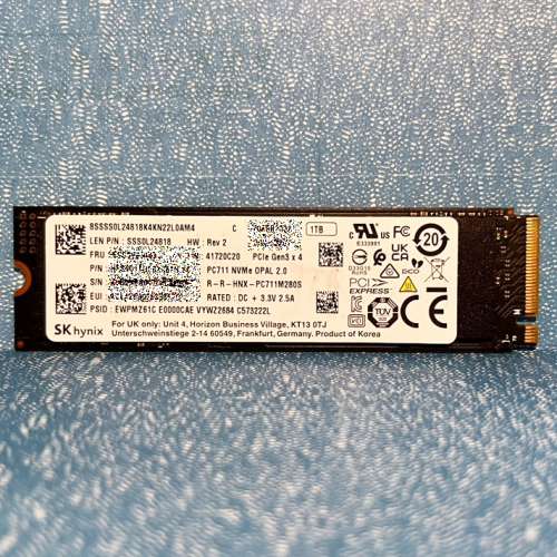 SK hynix NVMe 1TB M.2 SSD 健康度100%良好 **不議價**
