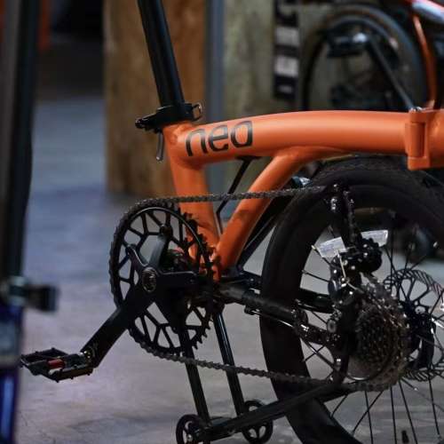 (靚價 橙色 同 限定櫻花粉色) 2026  新款 JAVA NEO 9速 油剎桶軸 16吋349 碳叉鋁合...