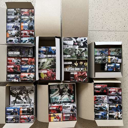 全港獨家 只此一套 全新 稀有 assault kingdom 高達 47盒加 3 大盒