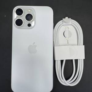 90%New iPhone 16 Pro Max 1TB 銀色 香港行貨 電池94% 有配件 自用首選超值