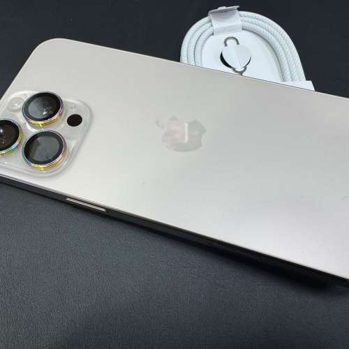 99%New iPhone 16 Pro Max 256GB 金色 香港行貨 保養到2026年3月13日 電池99% 有配...
