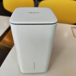 oppo 5G CPE T1a WiFi Router： 5G sim