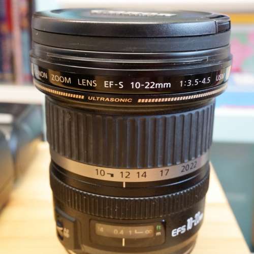 Canon 70D連4鏡及閃燈全套不散賣