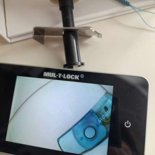 8成新 MUL-T-LOCK GotU 120 數碼鏡頭貓眼 4吋Mon (用4xAAA, 沒有錄影觸屏)