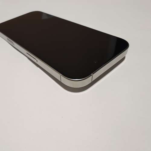 完美無花,行貨白色iphone 16 pro 512gb 雙卡雙待 dual open line, 全套有盒usb