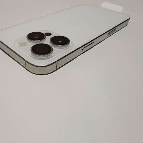 完美無花,行貨白色iphone 16 pro 512gb 雙卡雙待 dual open line, 全套有盒usb