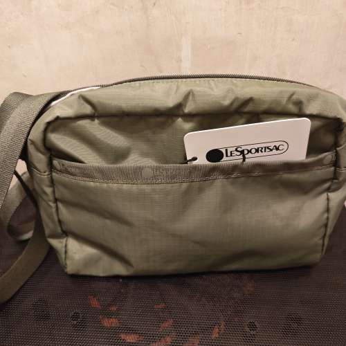LESPORTSAC Daniella Crossbody olive color