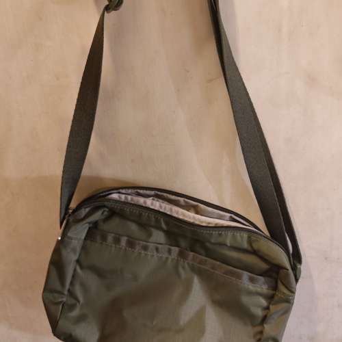 LESPORTSAC Daniella Crossbody olive color