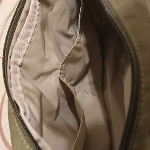 LESPORTSAC Daniella Crossbody olive color