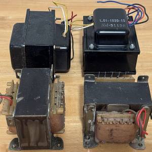 擴音機（兩對、四隻）日本 合併機 後級 變壓器 Sansui