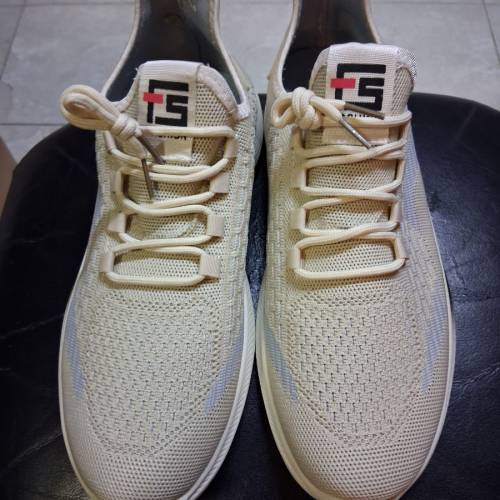 全新休閑運動鞋