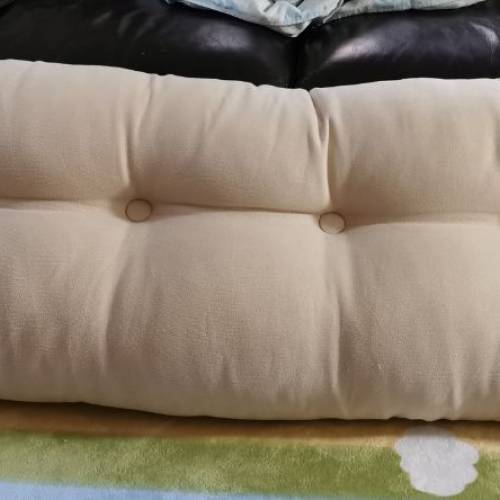 99成新180cm寬三角形長條靠枕抱枕