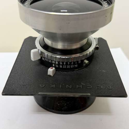 《大片幅》Schneider-Kreuznach 121mm F8, Compur快門