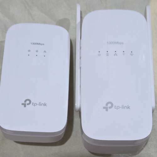 TP-LINK 1300mbps homeplug 2隻. 有WIFI EXTENDER