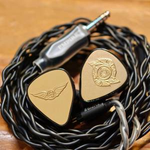 Empire Ears Raven gold version