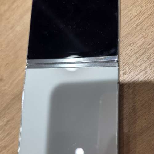 SAMSUNG FLIP 5 香港行貨 8+256 全新一樣