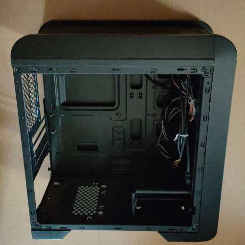 電腦機箱 通風散熱 二手
