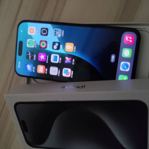 iPhone 15 pro max 512